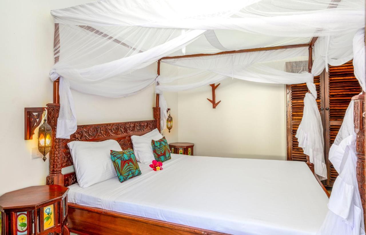 Tasneem Islamic Luxury Suites Jambiani  Eksteriør billede