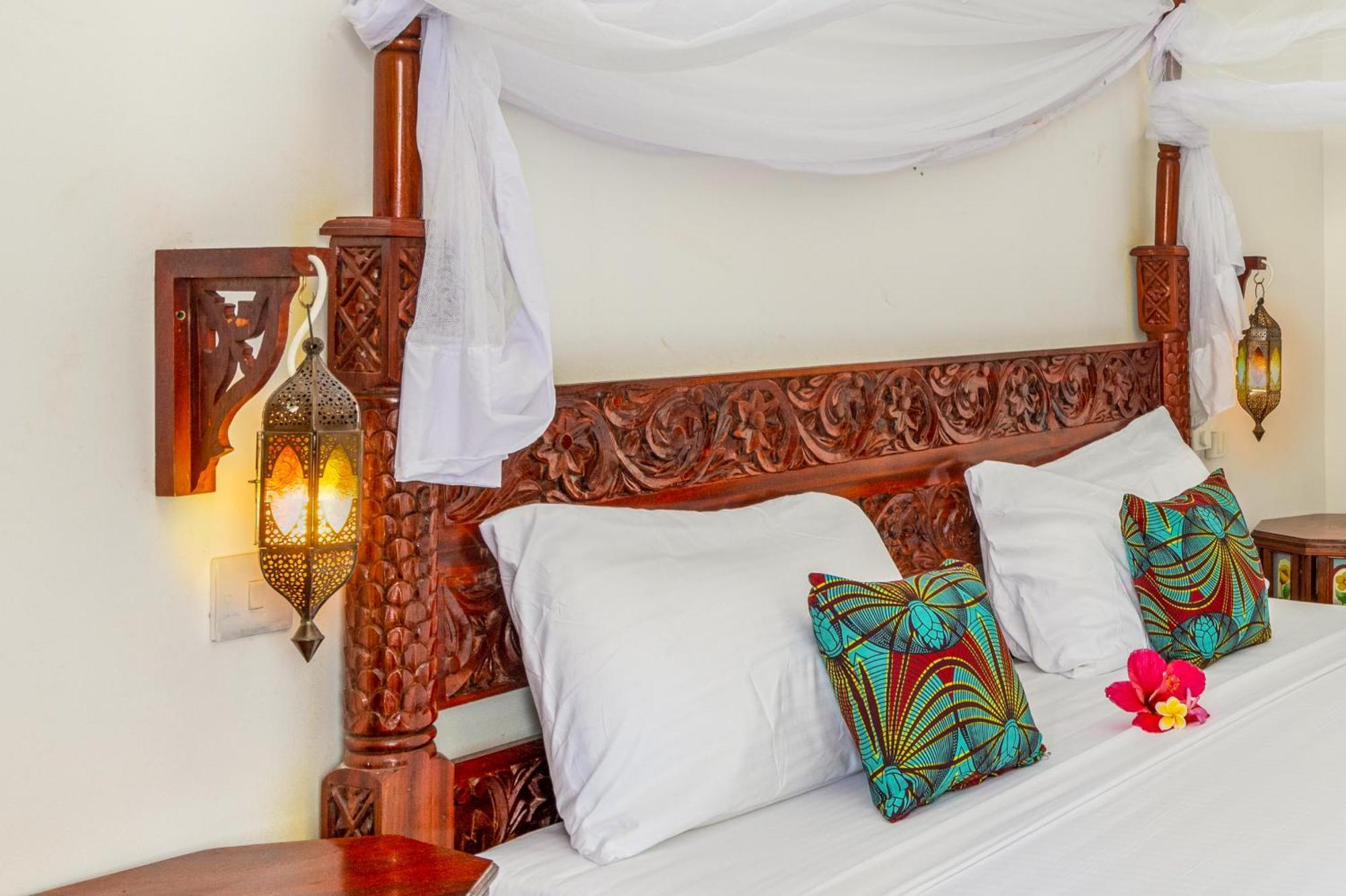 Tasneem Islamic Luxury Suites Jambiani  Eksteriør billede