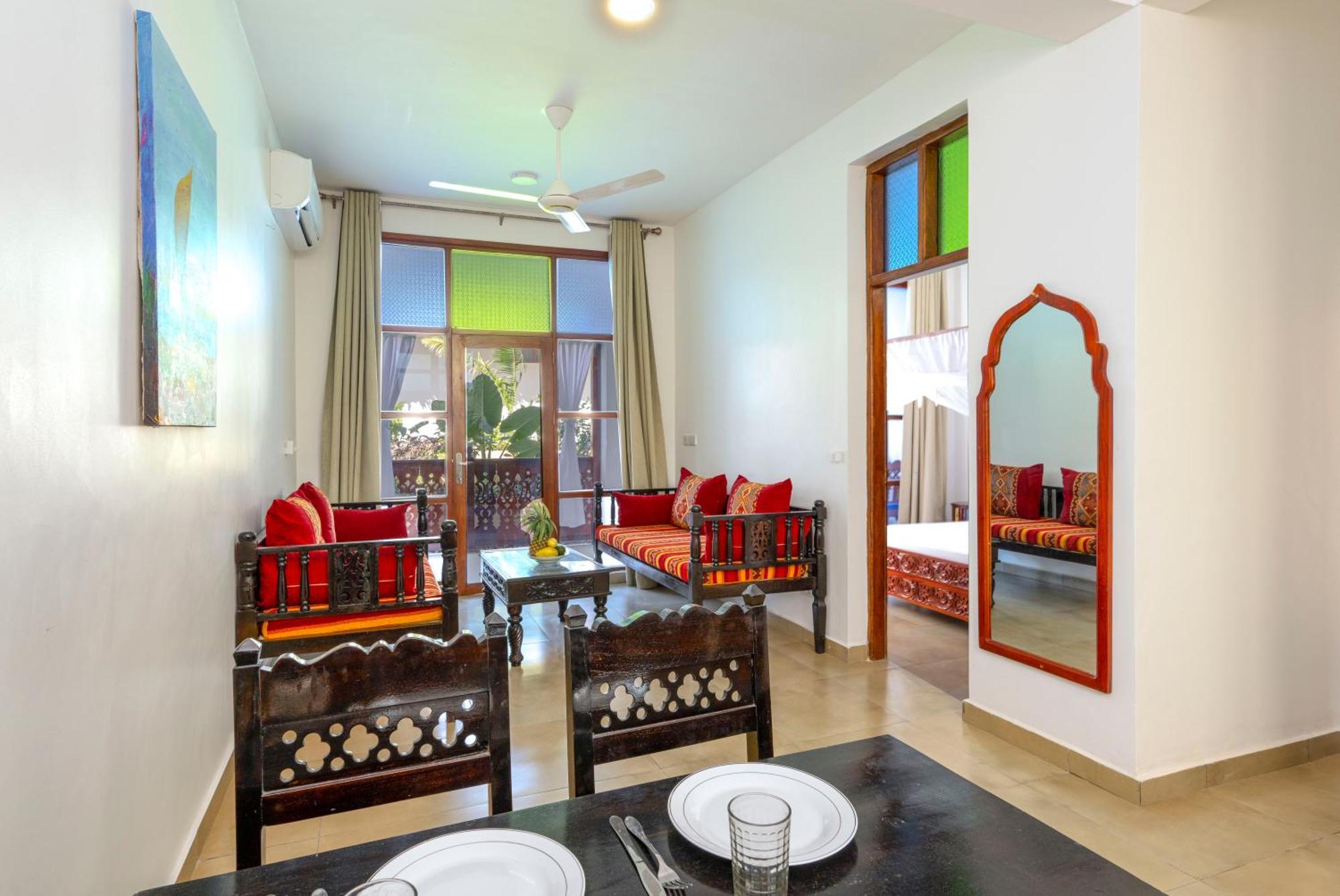 Tasneem Islamic Luxury Suites Jambiani  Eksteriør billede